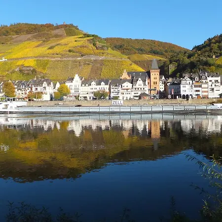 Apartamento Haus Margarete Zell an der Mosel